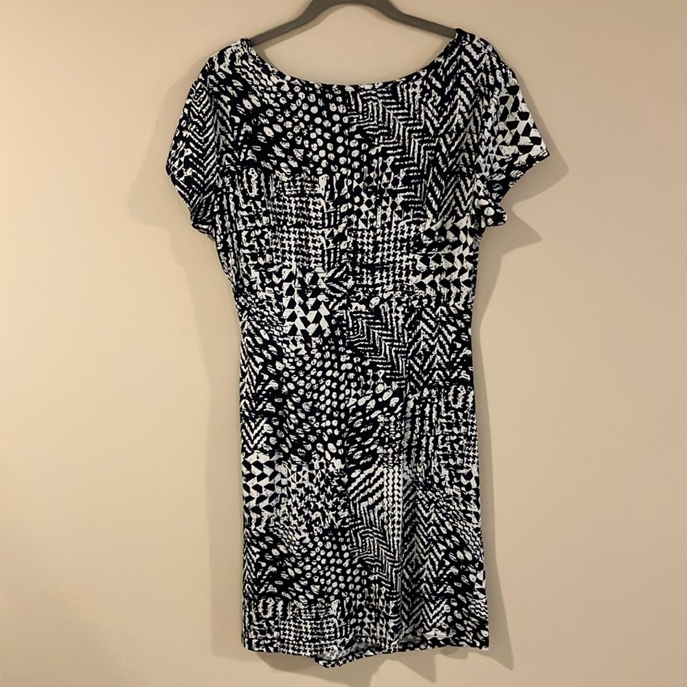 NWT Lori Michaels Collection Monochrome Patterned Dress from Laura - Picture 4 of 5